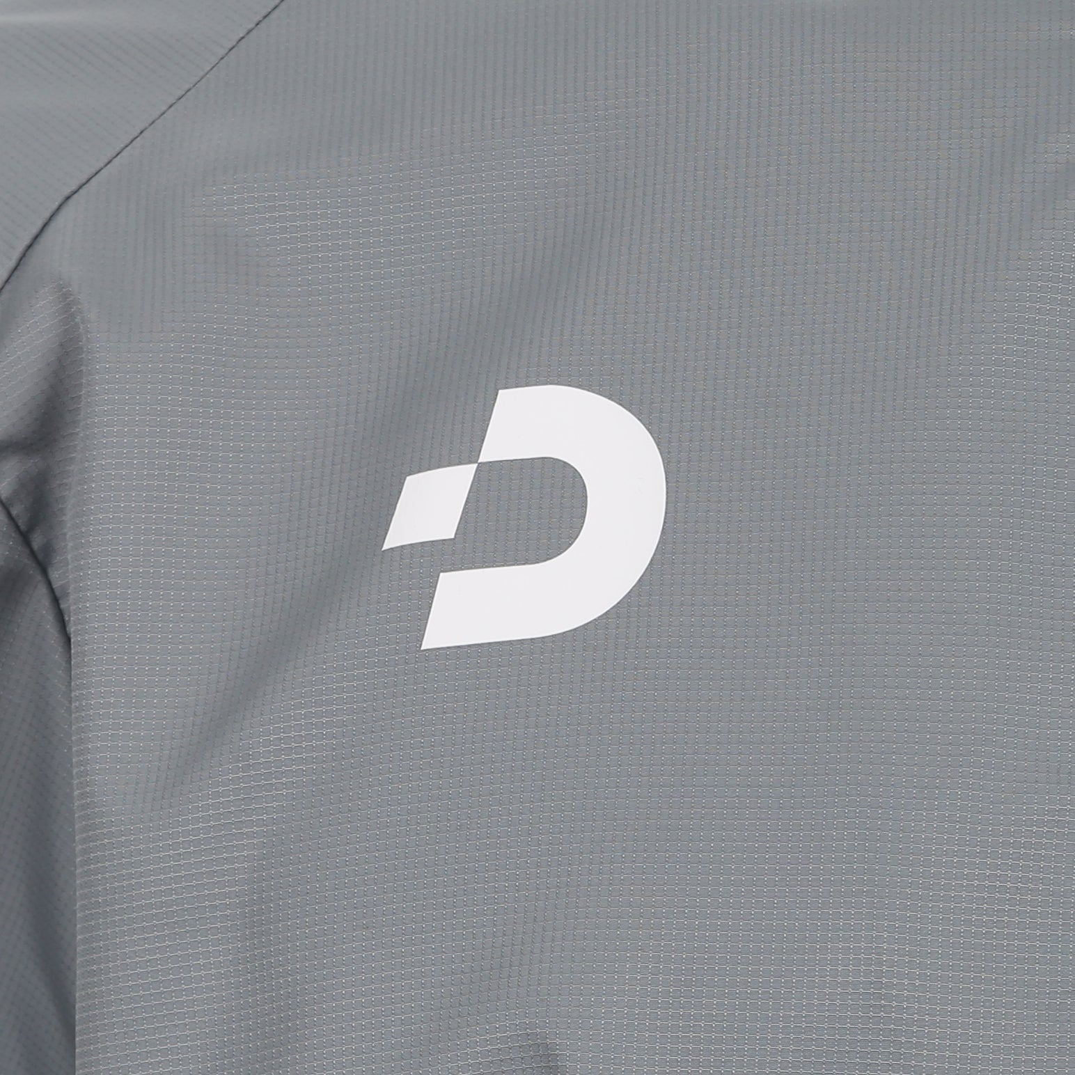 Desporte gray quarter-zip windbreaker DSP-PJ29SL logo